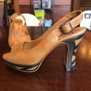 Fluevog Miracles Bunford platform slingback